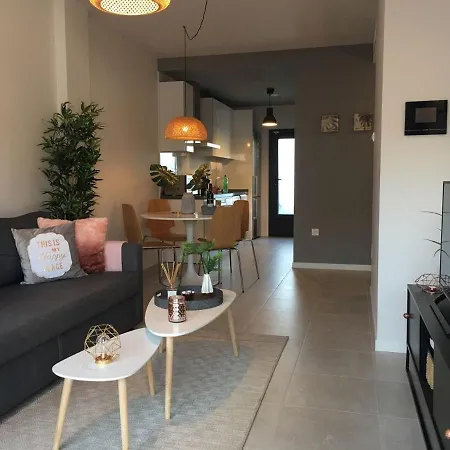 Private House 3 Bedrooms With Garden And Terrace - *