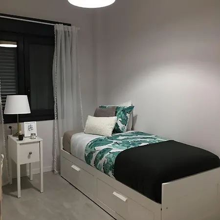Private House 3 Bedrooms With Garden And Terrace -